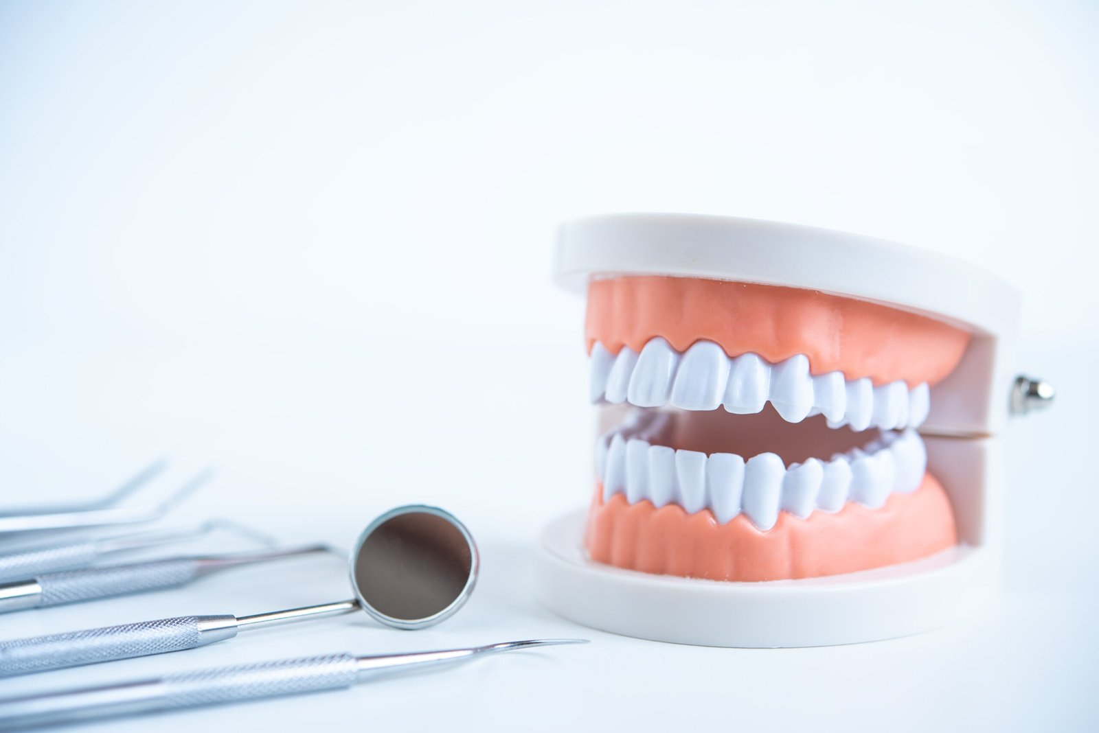 Dentures Hyderabad Cost Guide: Affordable, Must-Have Tooth Replacement Tips